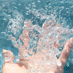 ༄