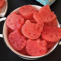 𝒎𝒆𝒍𝒐𝒏