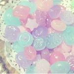 U ⩊ U