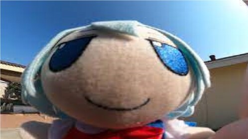 Fumo Vibing to Various Music