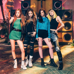 BLACKPINK Dance Studio