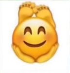 uwu > _ <