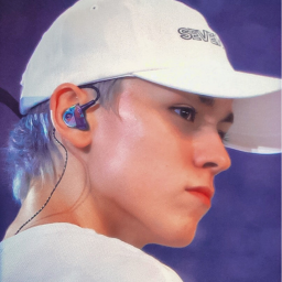 ✧˚ · .