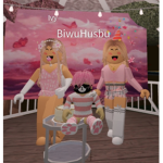 Honeyy Beezs!