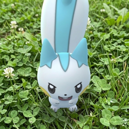 ⊹