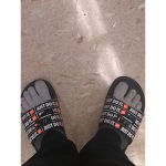 socks are good yes eys