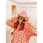 - lily apparel -