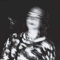Billie★