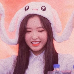 Olivia Hye꒰˘̩̩̩⌣˘̩̩̩๑꒱ icon