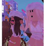 ISLA'S CLOVERS
