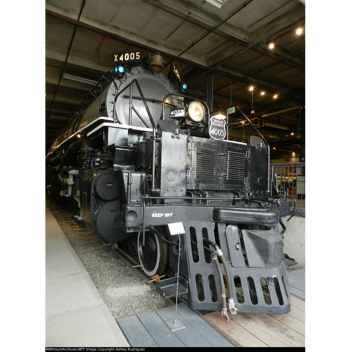 Union Pacific 4004 and 4005