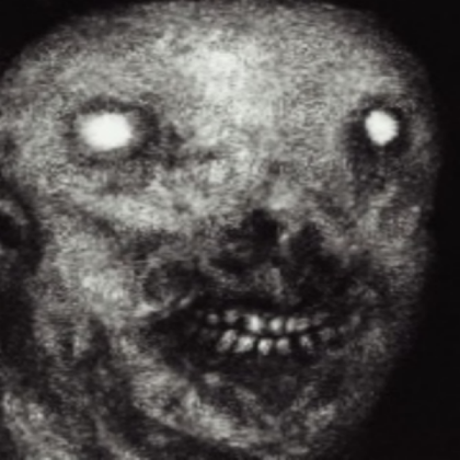 uhh this i scary MAMA Roblox decal