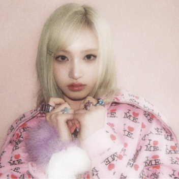 - ` ♡ ´ -