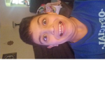 Yousef plays yt group plz give robux to me