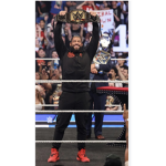 THE REAL ROMAN REIGNS ON ROBLOX