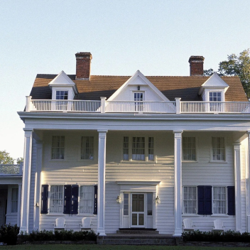 The Notebook White House (Became Noah Calhound)