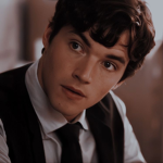 ʚ ezra fitz ɞ
