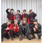 - Stray Kids (스트레이 키즈) -