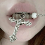 unholy ઇ