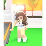 Sarah plays roblox!!