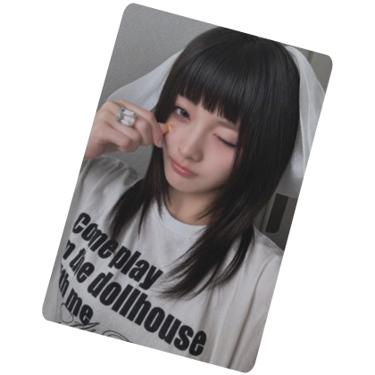 MAMIHLAPINATAPAI IROHA || ILLIT PHOTOCARD