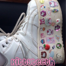 *.+ kittyteeth homestore +.*