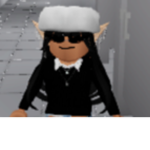 Giving robux away to who people join my group so c