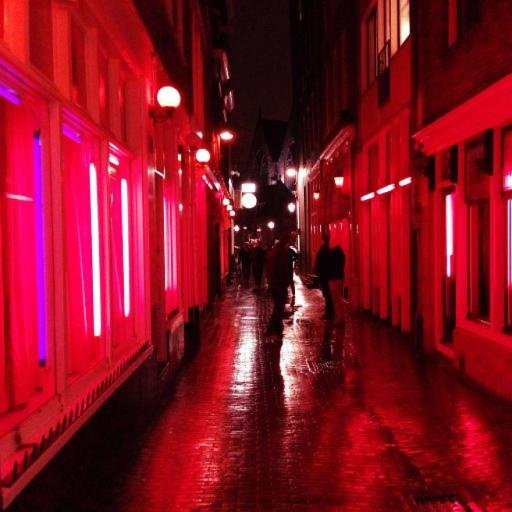 BACKROOMS - LEVEL ! (Run for your life)