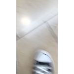 HI <3.