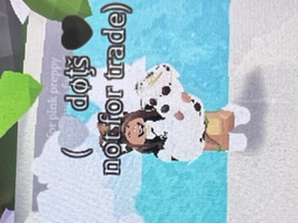 Izzy’s cupcakes! Roblox group icon