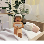 Holly playz Roblox and tree Roblox players #