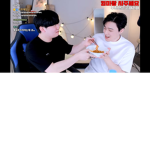 R 빨간 야구모자 그룹