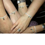 the sisterhood of all robloxians!!!!!!