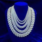 Custom UGC's Chains/Necklaces