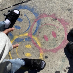 ✰