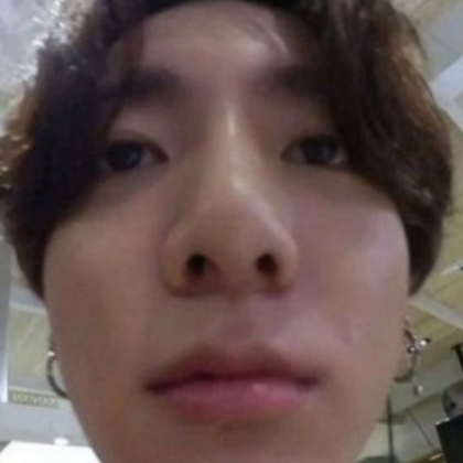 jungkook cursed meme camera "bruh" Roblox decal