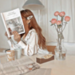 Adores_Glass