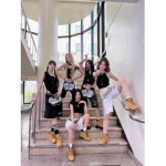 Kpop group Deutsch / english