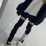 girl in pieces Group Thumbnail