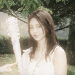 <3