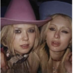 Dumb Blondes ও