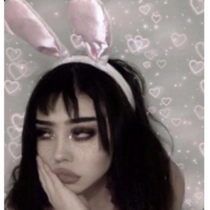 Daphniebunny Roblox group icon