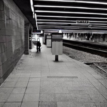 ｋｉｄｓ ｓｈｏｏｔｉｎｇ ｅａｃｈｏｔｈｅｒ ａｔ ３ ＡＭ