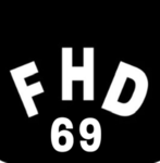 FHD.