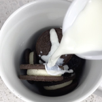 Has Oreos Cafe