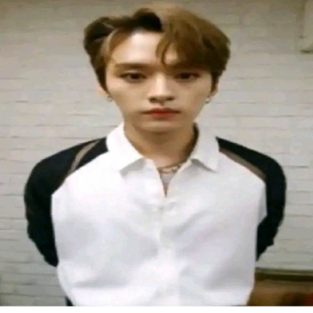 - ᴛ ʀ ɪ ᴘ ᴘ ʏ $