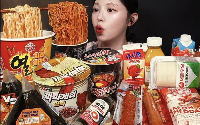 한국 야간 편의점 ASMR 게임 플레이 스크린샷 2 | 로블독
