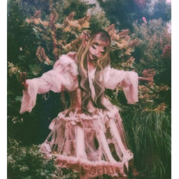 melanie martinez hangout!