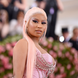CART RIDE INTO NIKI MINAJ AND OUTFITS