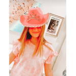 Riley’s fashion clothing boutique